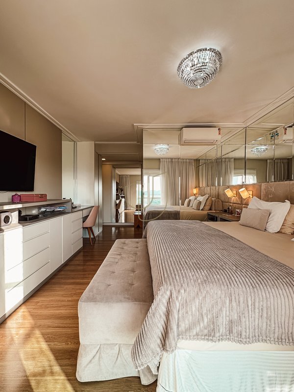 Apartamento com 4 Suítes no Helbor Belvedere Avenida São João São José dos Campos - 