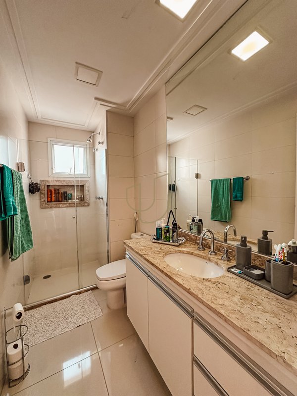 Apartamento com 4 Suítes no Helbor Belvedere Avenida São João São José dos Campos - 