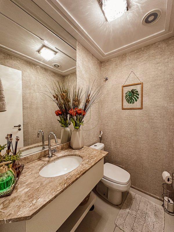 Apartamento com 4 Suítes no Helbor Belvedere Avenida São João São José dos Campos - 