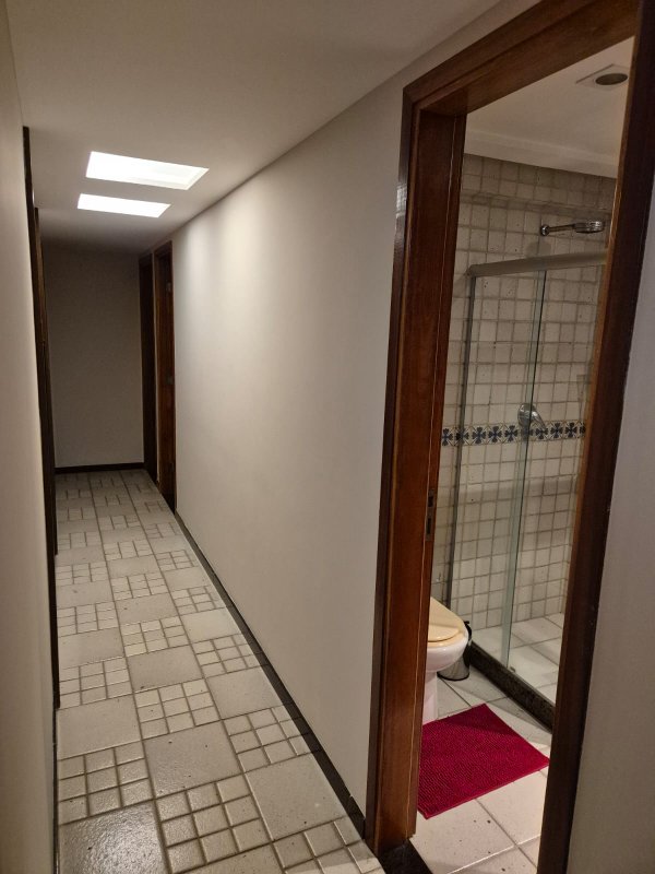 Apartamento à venda com 4 quartos sendo 4 suítes, 158m² área útil por R$ 1.700.000,00 Rua Tenente João Cícero Recife - 