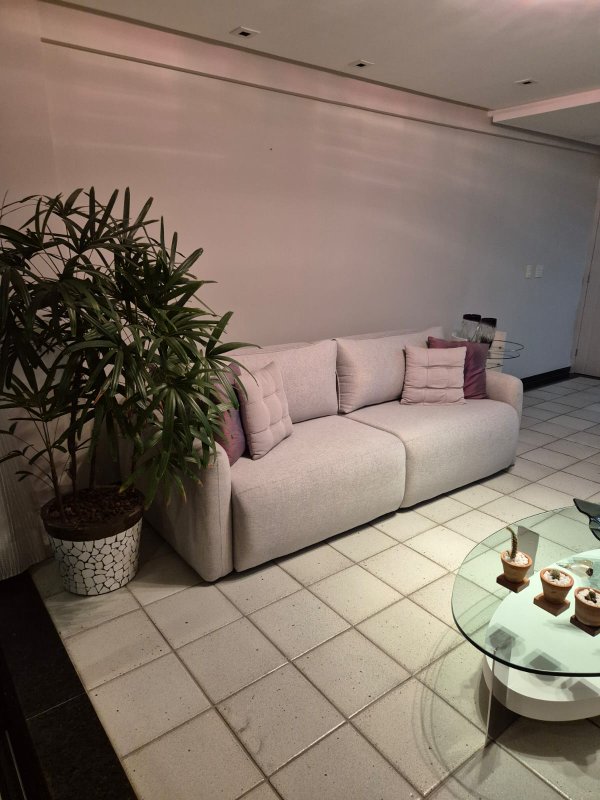 Apartamento à venda com 4 quartos sendo 4 suítes, 158m² área útil por R$ 1.700.000,00 Rua Tenente João Cícero Recife - 