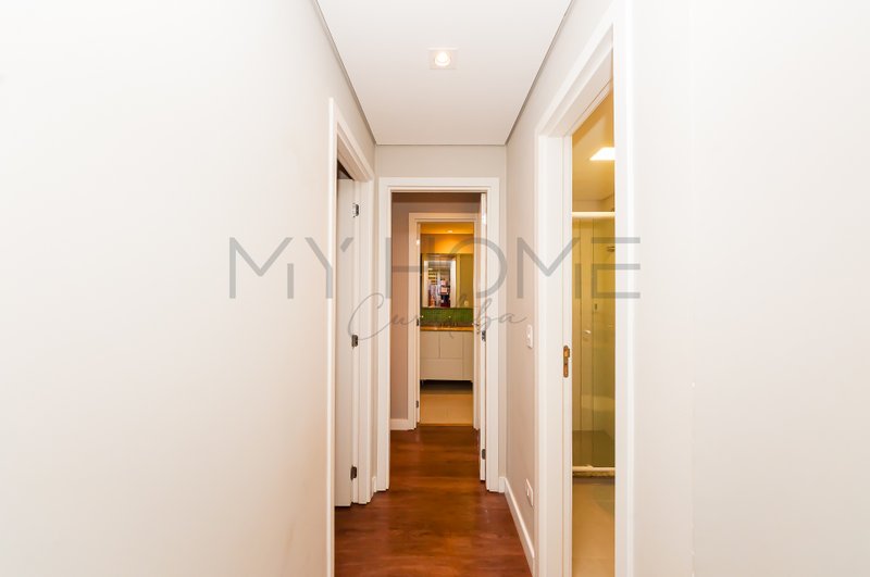 Apartamento á venda no Condomínio Barigui Woodland Rua Tobias de Macedo Júnior Curitiba - 