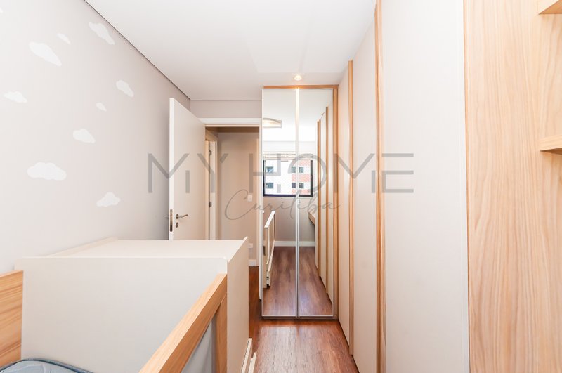 Apartamento á venda no Condomínio Barigui Woodland Rua Tobias de Macedo Júnior Curitiba - 