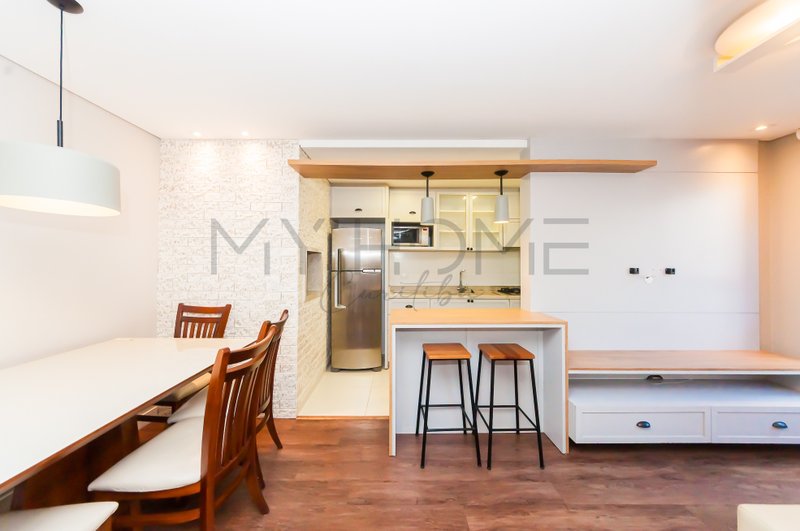 Apartamento á venda no Condomínio Barigui Woodland Rua Tobias de Macedo Júnior Curitiba - 
