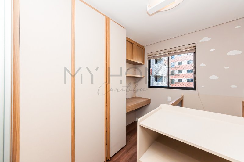 Apartamento á venda no Condomínio Barigui Woodland Rua Tobias de Macedo Júnior Curitiba - 