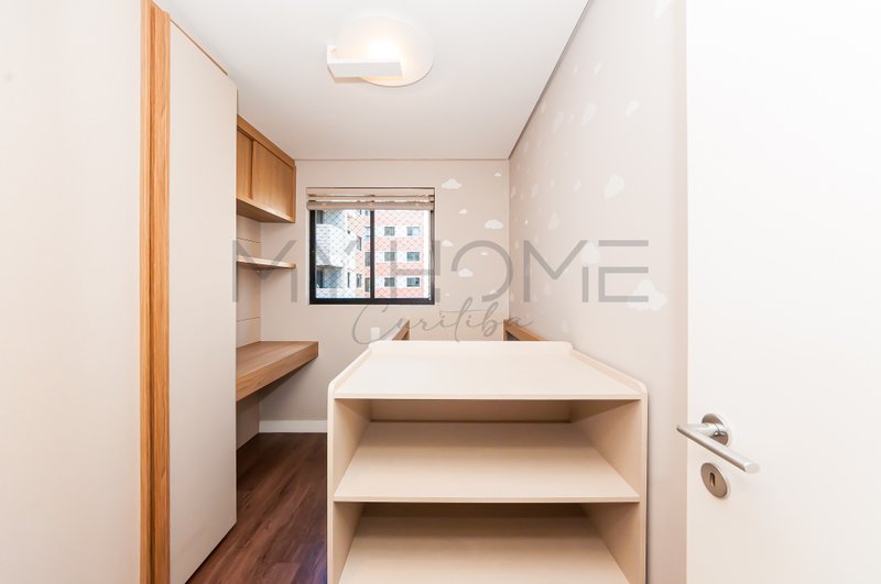 Apartamento á venda no Condomínio Barigui Woodland Rua Tobias de Macedo Júnior Curitiba - 