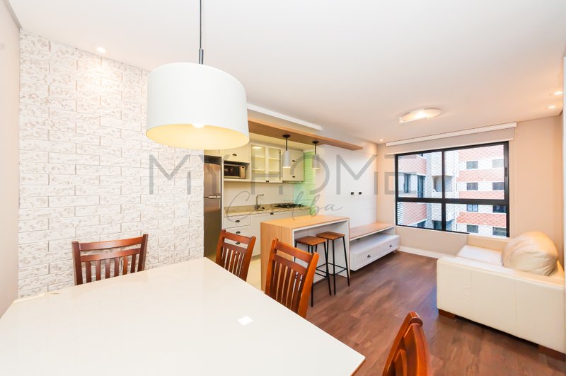 Apartamento á venda no Condomínio Barigui Woodland Rua Tobias de Macedo Júnior Curitiba - 