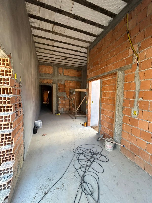CASA COM 2 DORMITÓRIOS NO LAGEADO BAIXO  Guabiruba - 