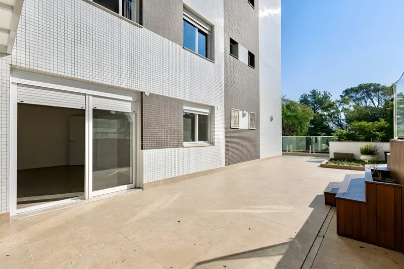 R$ 3.200.000 - PREMIUM - GARDEN - 305M2 - 3 SUÍTES - PISCINA - TERRAÇO - 4 VAGAS Avenida João Obino Porto Alegre - 