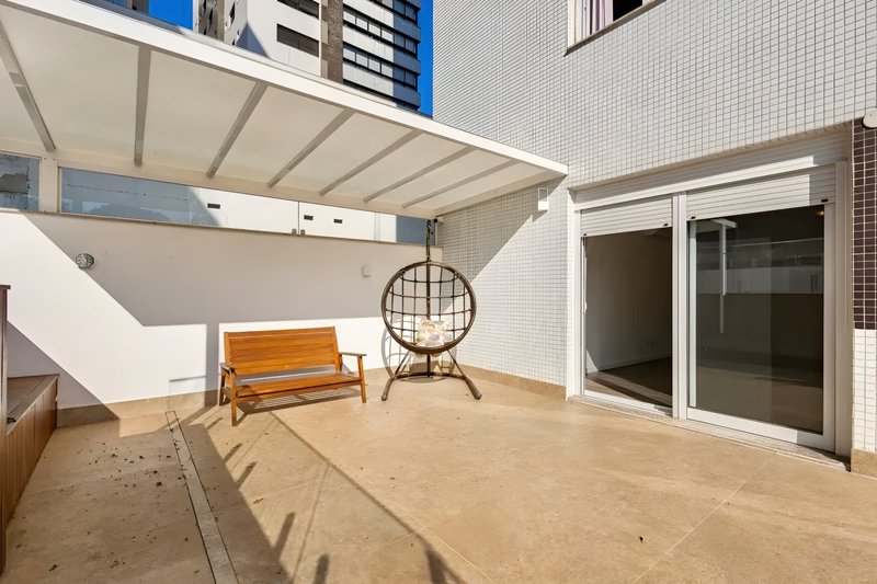 R$ 3.200.000 - PREMIUM - GARDEN - 305M2 - 3 SUÍTES - PISCINA - TERRAÇO - 4 VAGAS Avenida João Obino Porto Alegre - 