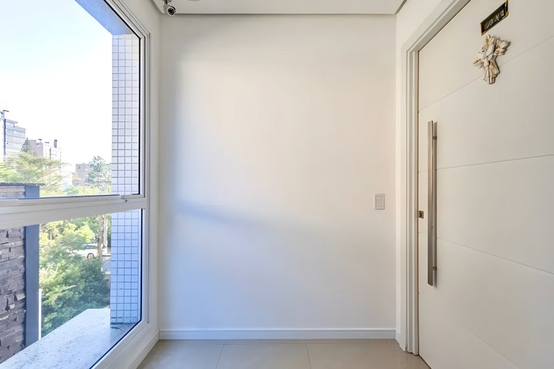 R$ 3.200.000 - PREMIUM - GARDEN - 305M2 - 3 SUÍTES - PISCINA - TERRAÇO - 4 VAGAS Avenida João Obino Porto Alegre - 