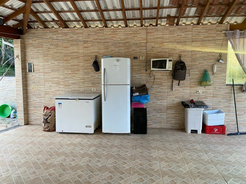 Prédio com várias quitinetes à venda no Mirante da Serra  Igaratá - 