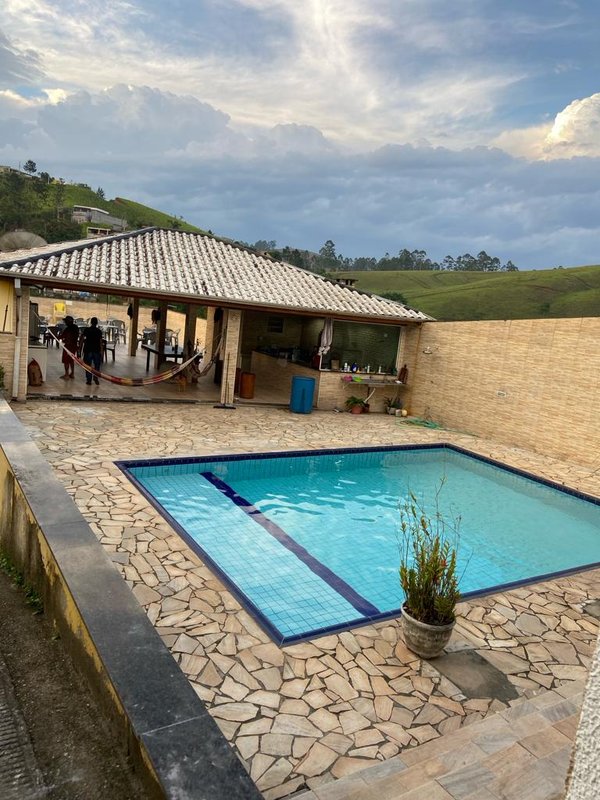 Prédio com várias quitinetes à venda no Mirante da Serra  Igaratá - 