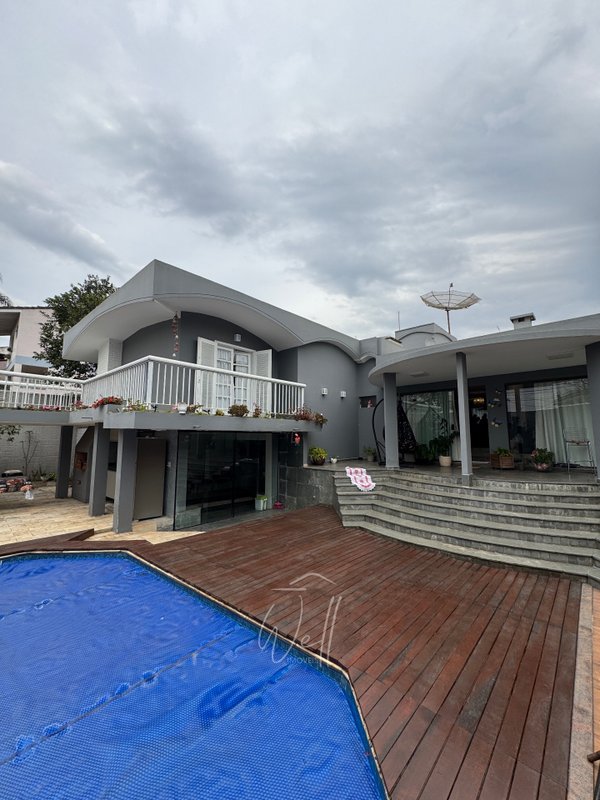 Casa de esquina no Parque dos Pássaros em SBC 450m2 - 03 dorms - 04 vagas  São Bernardo do Campo - 