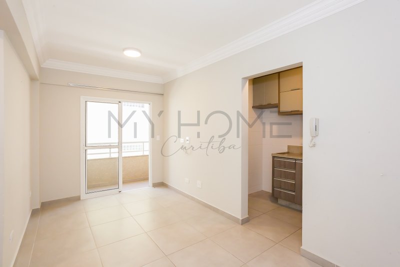 APARTAMENTO À VENDA NO PORTÃO - 2 QUARTOS - 1 SUÍTE - 1 VAGA Rua Capitão Tenente Maris de Barros Curitiba - 