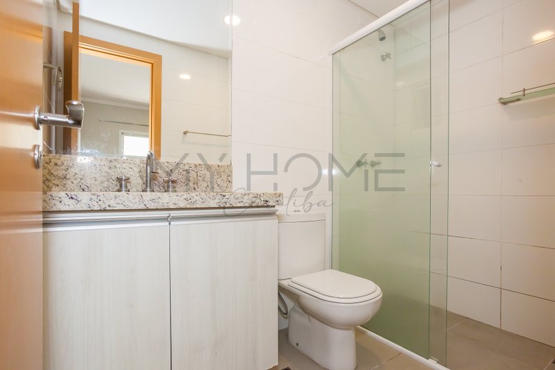 APARTAMENTO À VENDA NO PORTÃO - 2 QUARTOS - 1 SUÍTE - 1 VAGA Rua Capitão Tenente Maris de Barros Curitiba - 