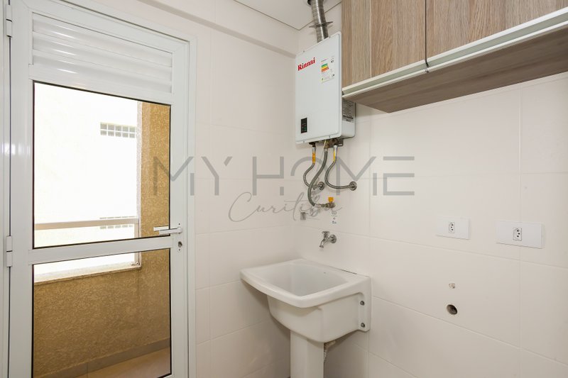 APARTAMENTO À VENDA NO PORTÃO - 2 QUARTOS - 1 SUÍTE - 1 VAGA Rua Capitão Tenente Maris de Barros Curitiba - 