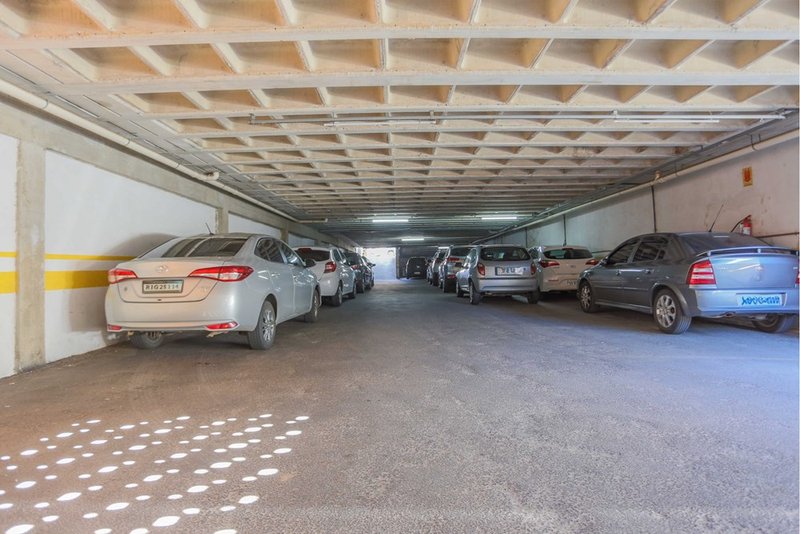 Prédio Garagem/Estacionamento à venda, 677m, 90 vagas - R$ 3.300.000 - Centro - Sorocaba Rua Manoel José da Fonseca Sorocaba - 