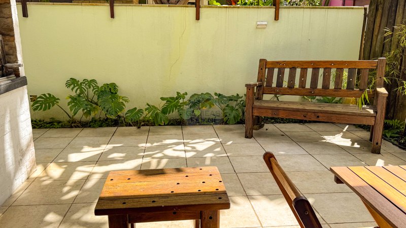 Casa em condomínio na Praia de Juquehy - LOCAÇÃO ANUAL OU DIÁRIA  São Sebastião - 