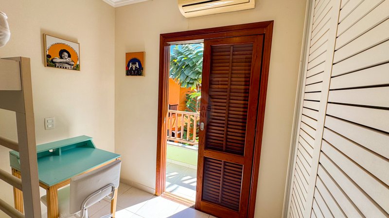 Casa em condomínio na Praia de Juquehy - LOCAÇÃO ANUAL OU DIÁRIA  São Sebastião - 