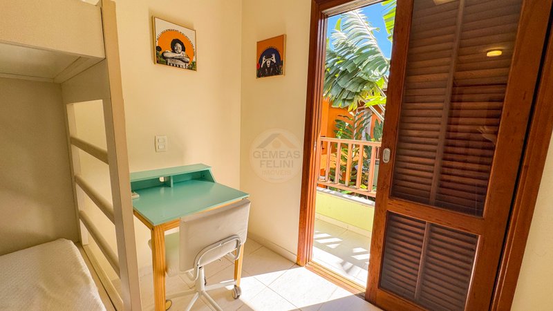 Casa em condomínio na Praia de Juquehy - LOCAÇÃO ANUAL OU DIÁRIA  São Sebastião - 