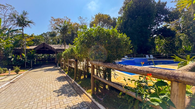 Casa em condomínio na Praia de Juquehy - LOCAÇÃO ANUAL OU DIÁRIA  São Sebastião - 