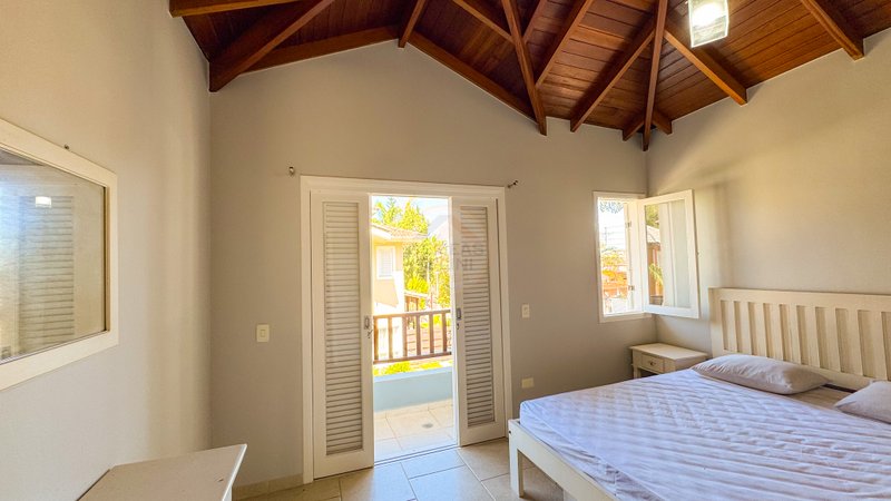 Casa em Condomínio na Praia de Juquehy - À VENDA Rua Claudio Izidoro do Espírito Santo São Sebastião - 