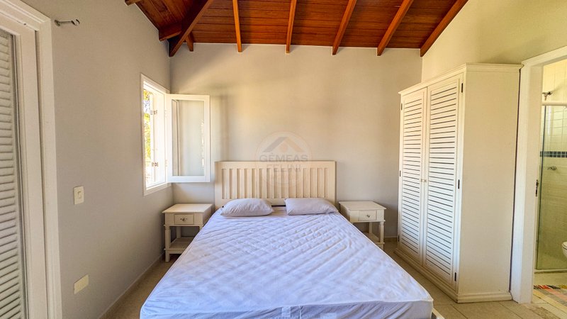 Casa em Condomínio na Praia de Juquehy - À VENDA Rua Claudio Izidoro do Espírito Santo São Sebastião - 