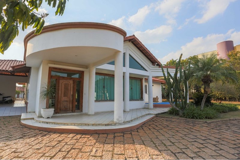 Casa à venda, 500m - 4 dorms. 2 suites - R$ 2.800.000 - Condomínio City Castelo - ITU Alameda das Andorinhas Itu - 