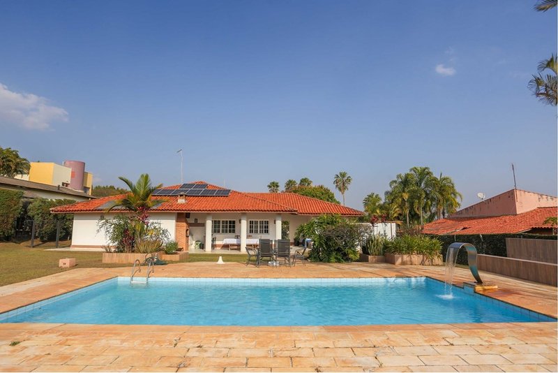 Casa à venda, 500m - 4 dorms. 2 suites - R$ 2.800.000 - Condomínio City Castelo - ITU Alameda das Andorinhas Itu - 