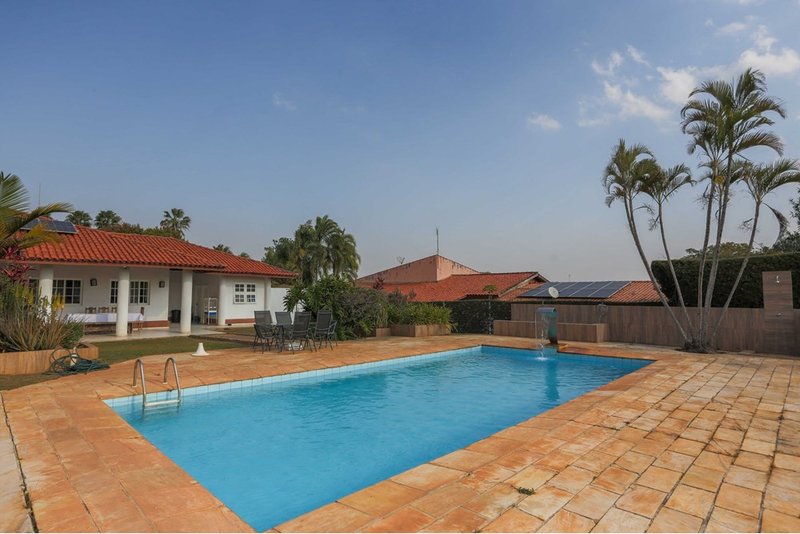 Casa à venda, 500m - 4 dorms. 2 suites - R$ 2.800.000 - Condomínio City Castelo - ITU Alameda das Andorinhas Itu - 