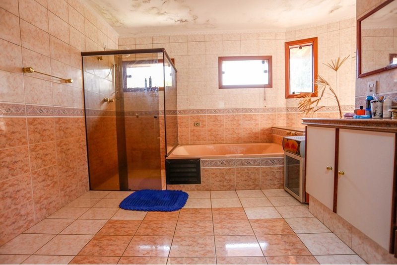 Casa à venda, 480m - R$ 1.650.000 - Pista de caminhada - Parque Campolim - Sorocaba - SP Rua Adoniran Barbosa Sorocaba - 