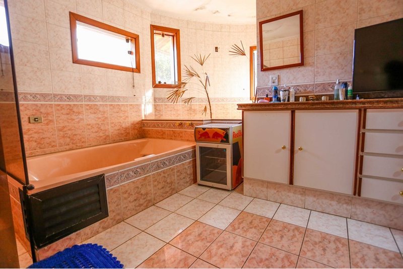 Casa à venda, 480m - R$ 1.650.000 - Pista de caminhada - Parque Campolim - Sorocaba - SP Rua Adoniran Barbosa Sorocaba - 