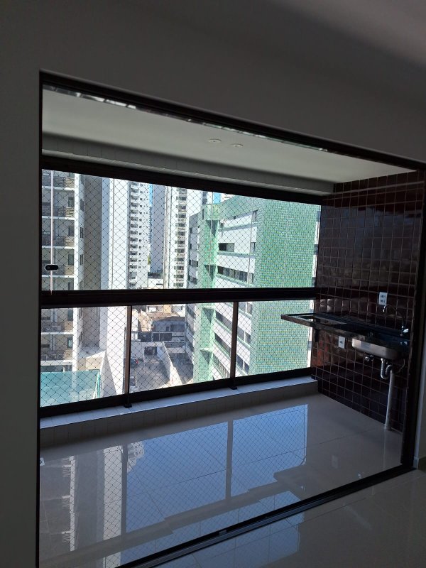 Apartamento à venda com 4 quartos sendo 2 suítes, 138m² área útil por R$ 1.410.000,00 Rua Luiz de Faria Barbosa Recife - 