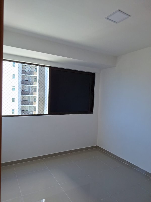 Apartamento à venda com 4 quartos sendo 2 suítes, 138m² área útil por R$ 1.410.000,00 Rua Luiz de Faria Barbosa Recife - 