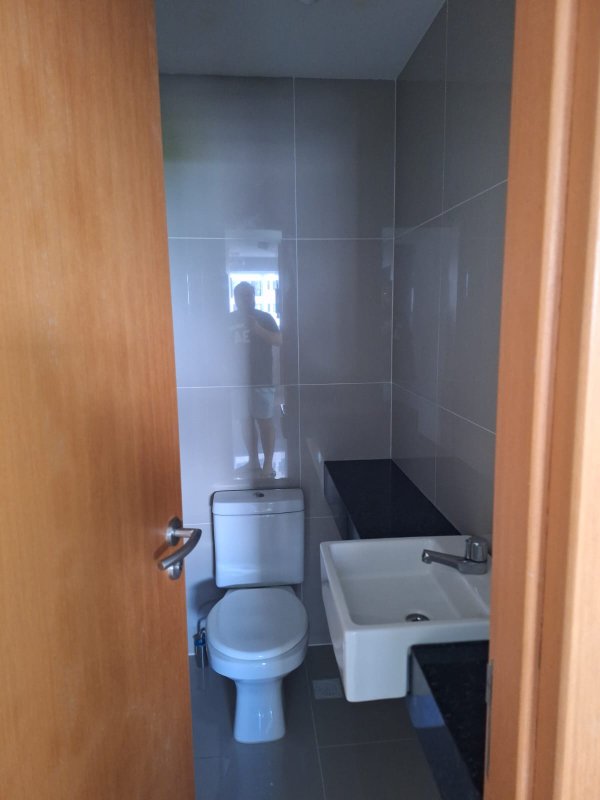 Apartamento à venda com 4 quartos sendo 2 suítes, 138m² área útil por R$ 1.410.000,00 Rua Luiz de Faria Barbosa Recife - 