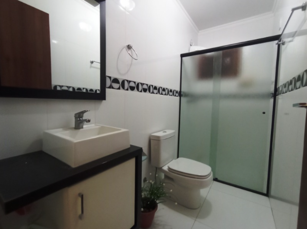 Casa no Parque Santa Fé com 4 dormitórios R. Lola de Oliveira Porto Alegre - 
