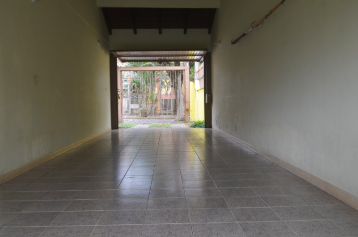 Casa no Parque Santa Fé com 4 dormitórios R. Lola de Oliveira Porto Alegre - 