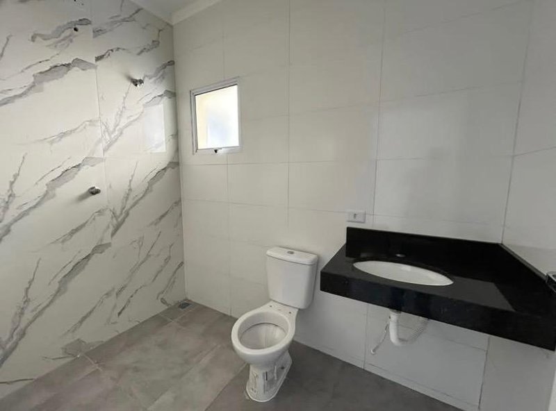🏡 Casa à Venda no bairro morro do Algodão  Caraguatatuba - 