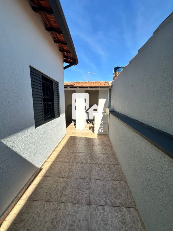 🏡 Locação – Residência com 3 quartos no Centro próximo a COOP do centro -  UNIMED  Tatuí - 