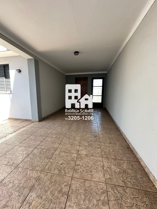🏡 Locação – Residência com 3 quartos no Centro próximo a COOP do centro -  UNIMED  Tatuí - 