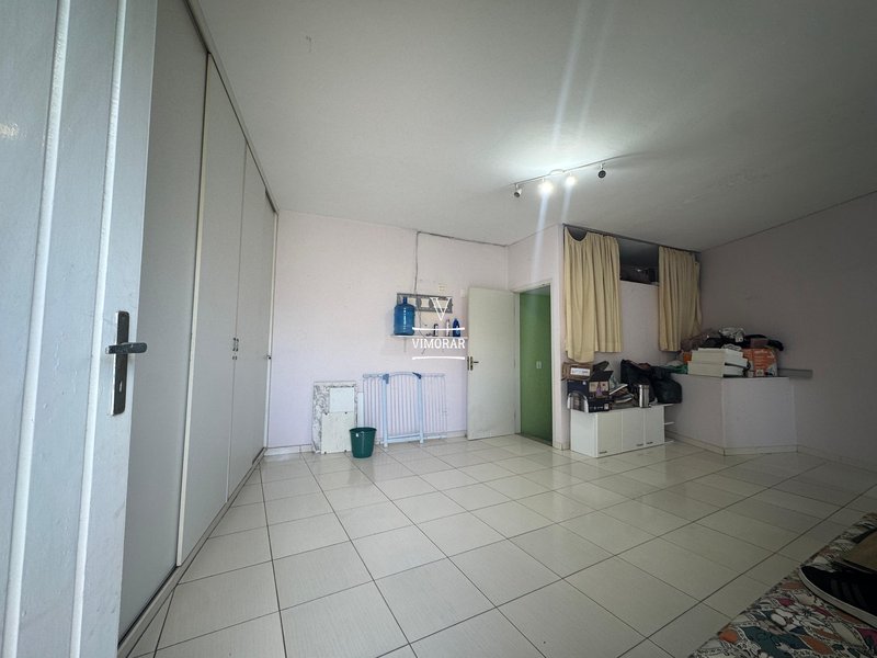 Sobrado 3 dormitórios sendo 1 suíte + 6 vagas de garagem  Guarulhos - 