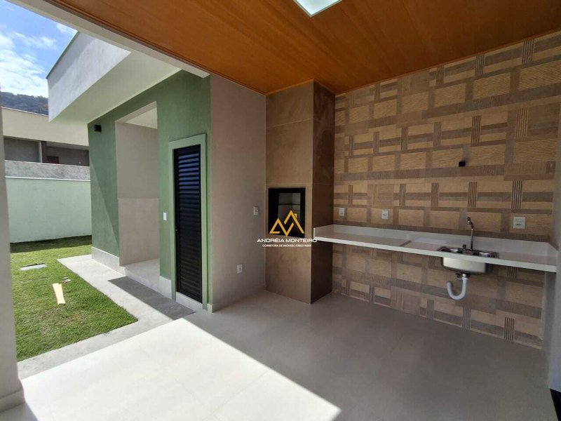 Casa à Venda com 3 quartos e 121m² por R$ 670.000,00 - São José de Imbassaí - Maricá R. João Da Cunha Abreu Maricá - 