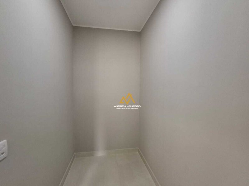 Casa à Venda com 3 quartos e 121m² por R$ 670.000,00 - São José de Imbassaí - Maricá R. João Da Cunha Abreu Maricá - 