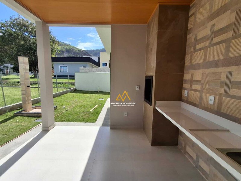 Casa à Venda com 3 quartos e 121m² por R$ 670.000,00 - São José de Imbassaí - Maricá R. João Da Cunha Abreu Maricá - 