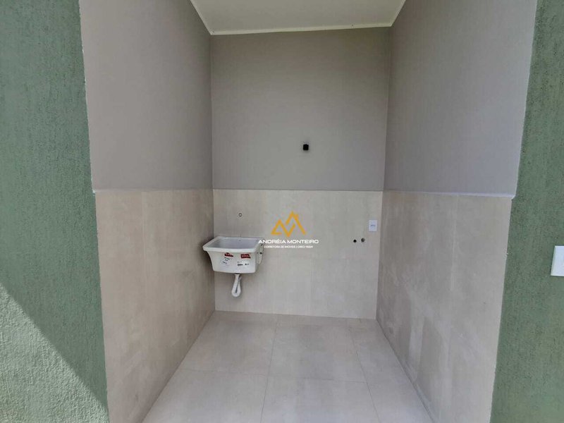 Casa à Venda com 3 quartos e 121m² por R$ 670.000,00 - São José de Imbassaí - Maricá R. João Da Cunha Abreu Maricá - 