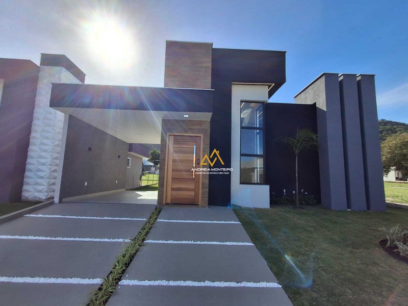 Casa com 3 dormitórios à venda, 123,m² por R$ 680.000 -Cond.Vivere- São José - Maricá R. João Da Cunha Abreu Maricá - 