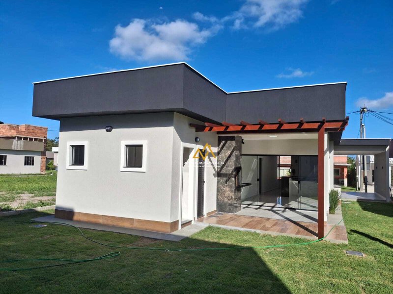 Casa com 3 dormitórios à venda, 123,m² por R$ 680.000 -Cond.Vivere- São José - Maricá R. João Da Cunha Abreu Maricá - 