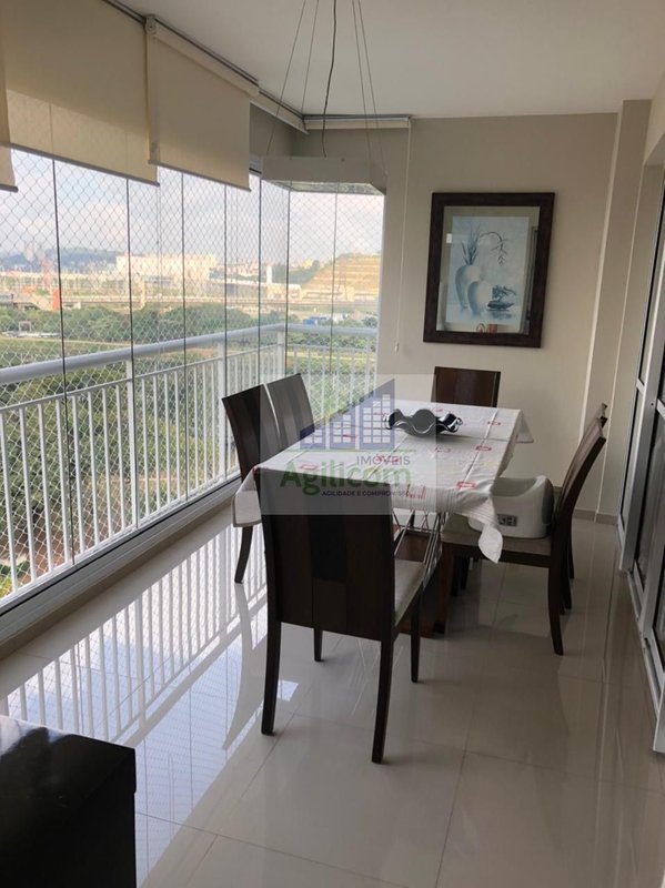 APARTAMENTO À VENDA EM CHÁCARA SANTO ÂNTONIO COM 3 DORMITÓRIOS E 1 VAGA DE GARAGEM Avenida Doutor Mário Vilas Boas Rodrigues São Paulo - 