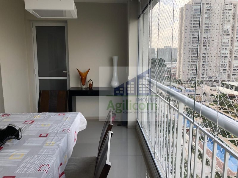 APARTAMENTO À VENDA EM CHÁCARA SANTO ÂNTONIO COM 3 DORMITÓRIOS E 1 VAGA DE GARAGEM Avenida Doutor Mário Vilas Boas Rodrigues São Paulo - 